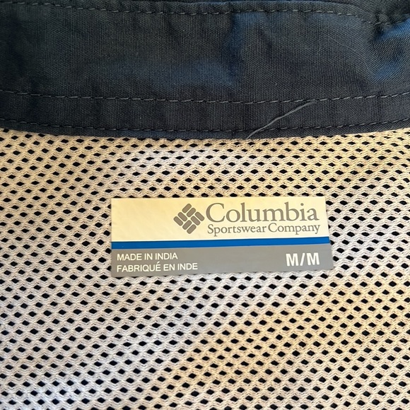 Medium Columbia PFG long sleeve button-up - Picture 2 of 2